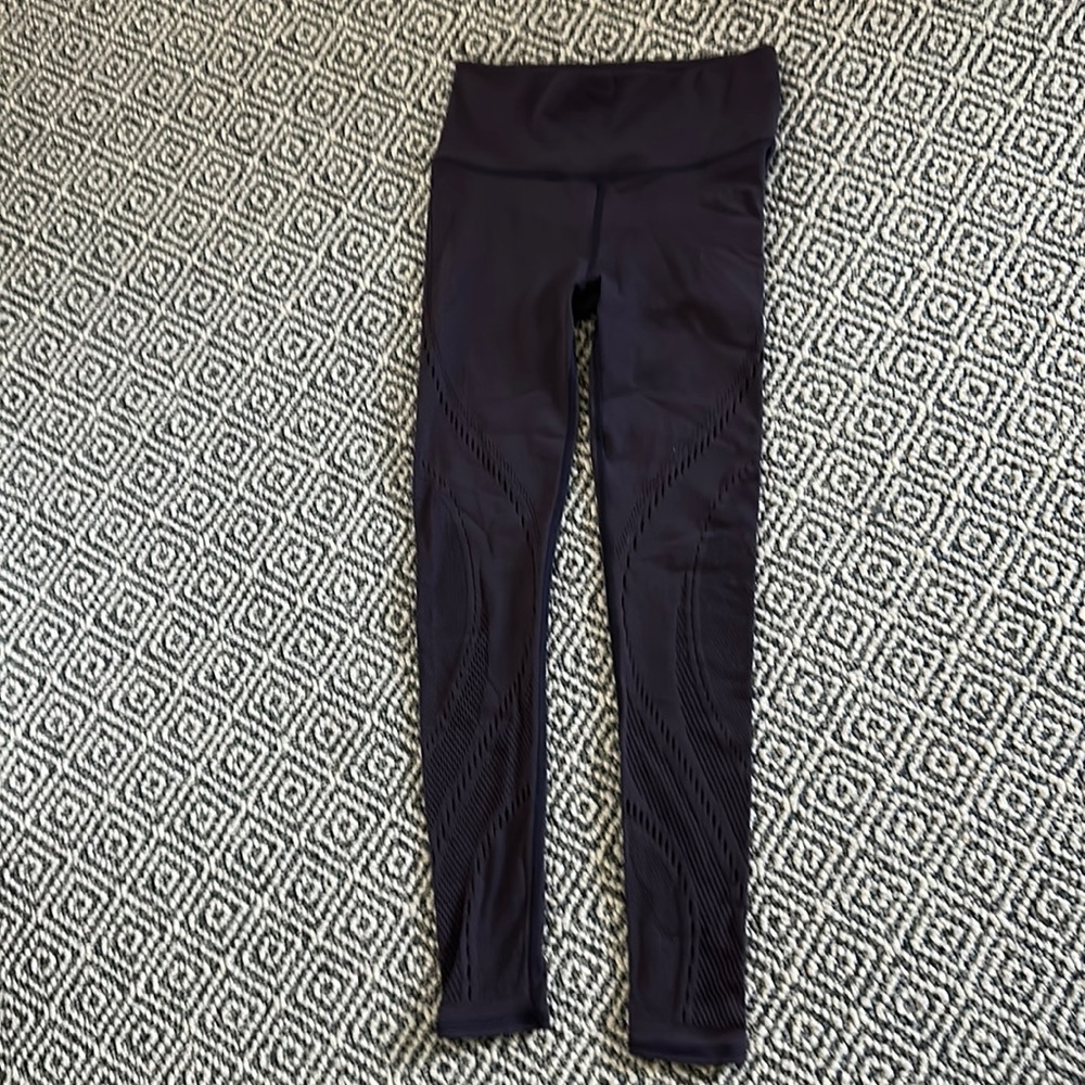 Lululemon Reveal Leggings